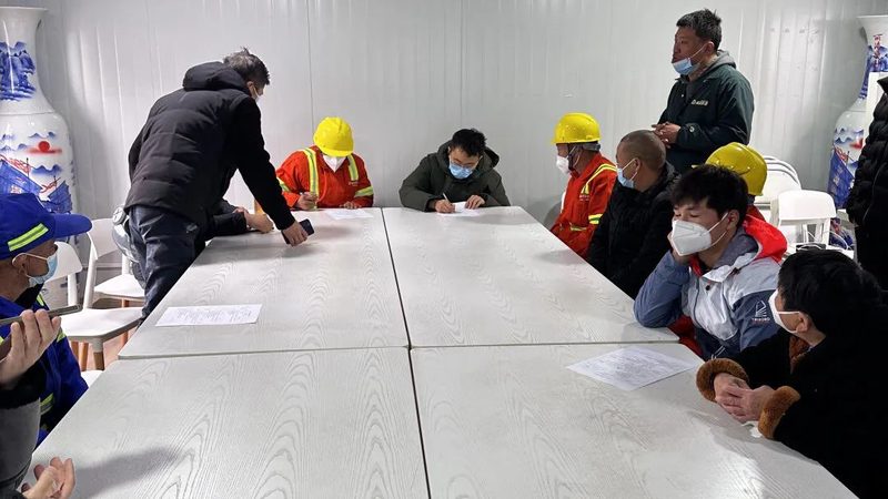中层管理培训VS拓展训练：如何选择更实用的提升路径**
