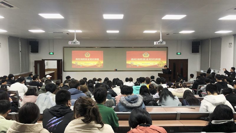 小标题：误区一：盲目追求低价辅导